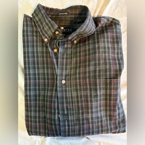 Consensus long sleeve‎ button up